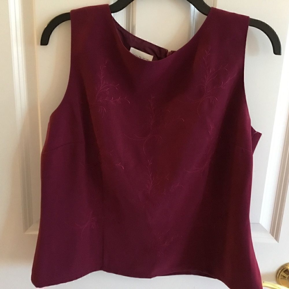 NWT. KORET Women’s Sleeveless Top Size 12 in Wine Color